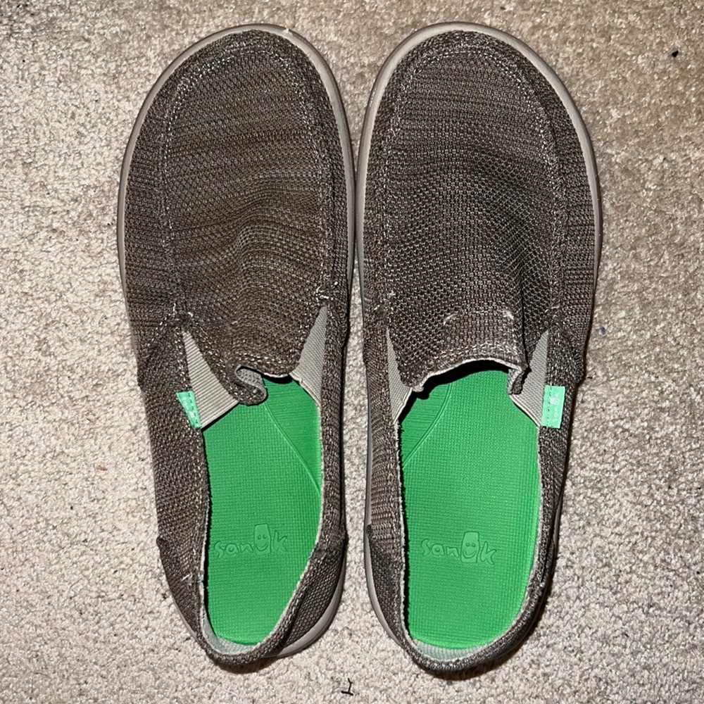 Mens Sanuk Shoes, Size 10